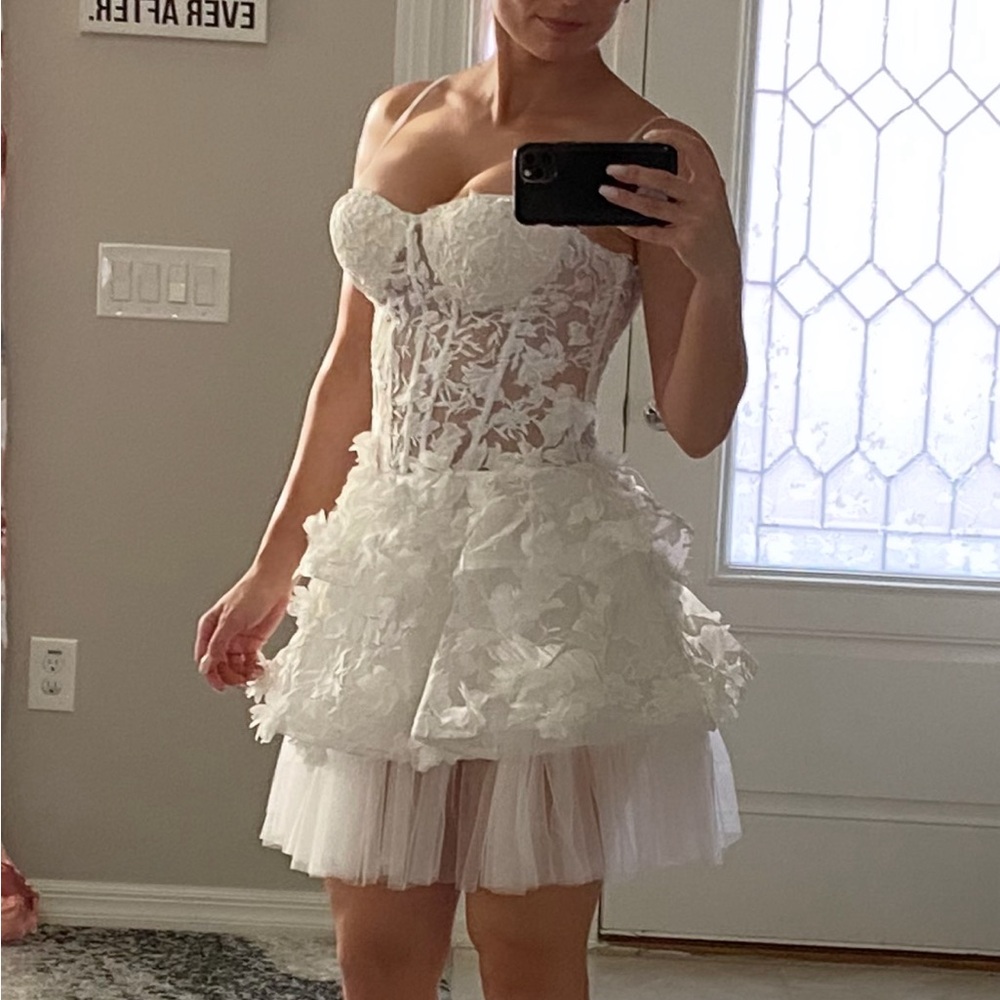 NWT Jovani Sweetheart Floral A-Line Cocktail Dress. Size 4